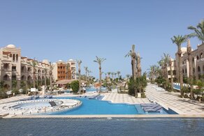The Grand Palace Hotel 5*